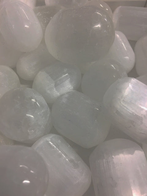 Tumbled Selenite